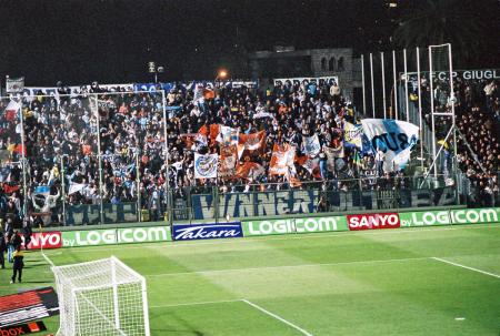 24-NICE-OM 01.jpg